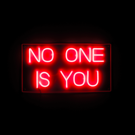 LED NEON WANDLAMP - no one
