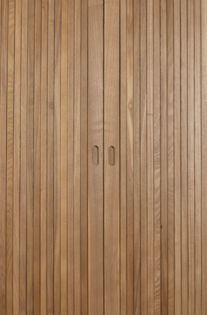 BARBIER CABINET - Oak